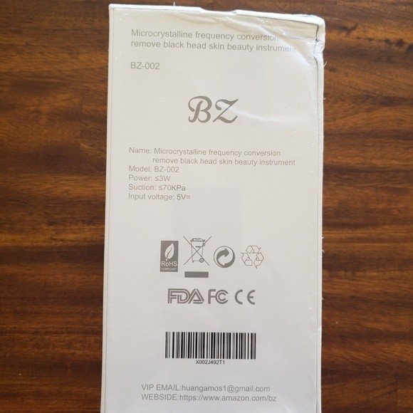 NIB Blackhead Remover 5V Vacuum Portable Blackhead Electric Wireless Recharge - Picture 7 of 8